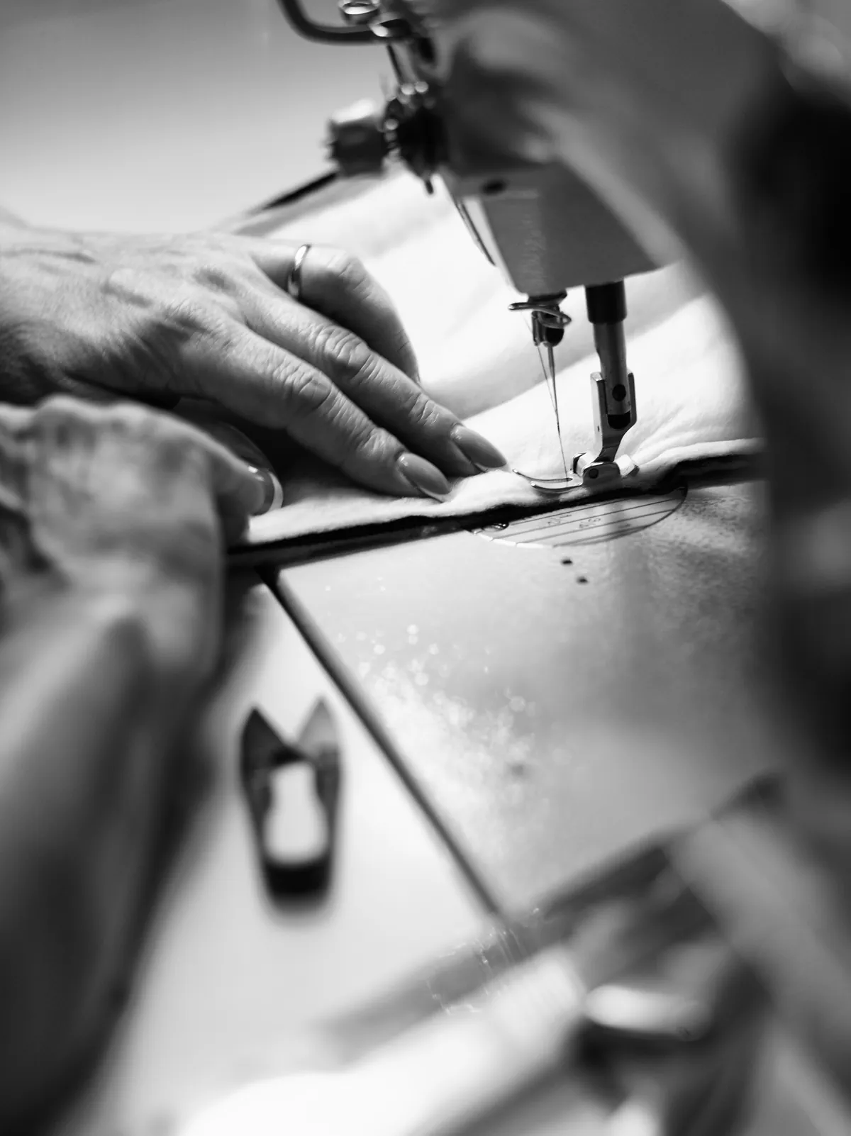 ATELIER WHO I AM — производство, кадр 11