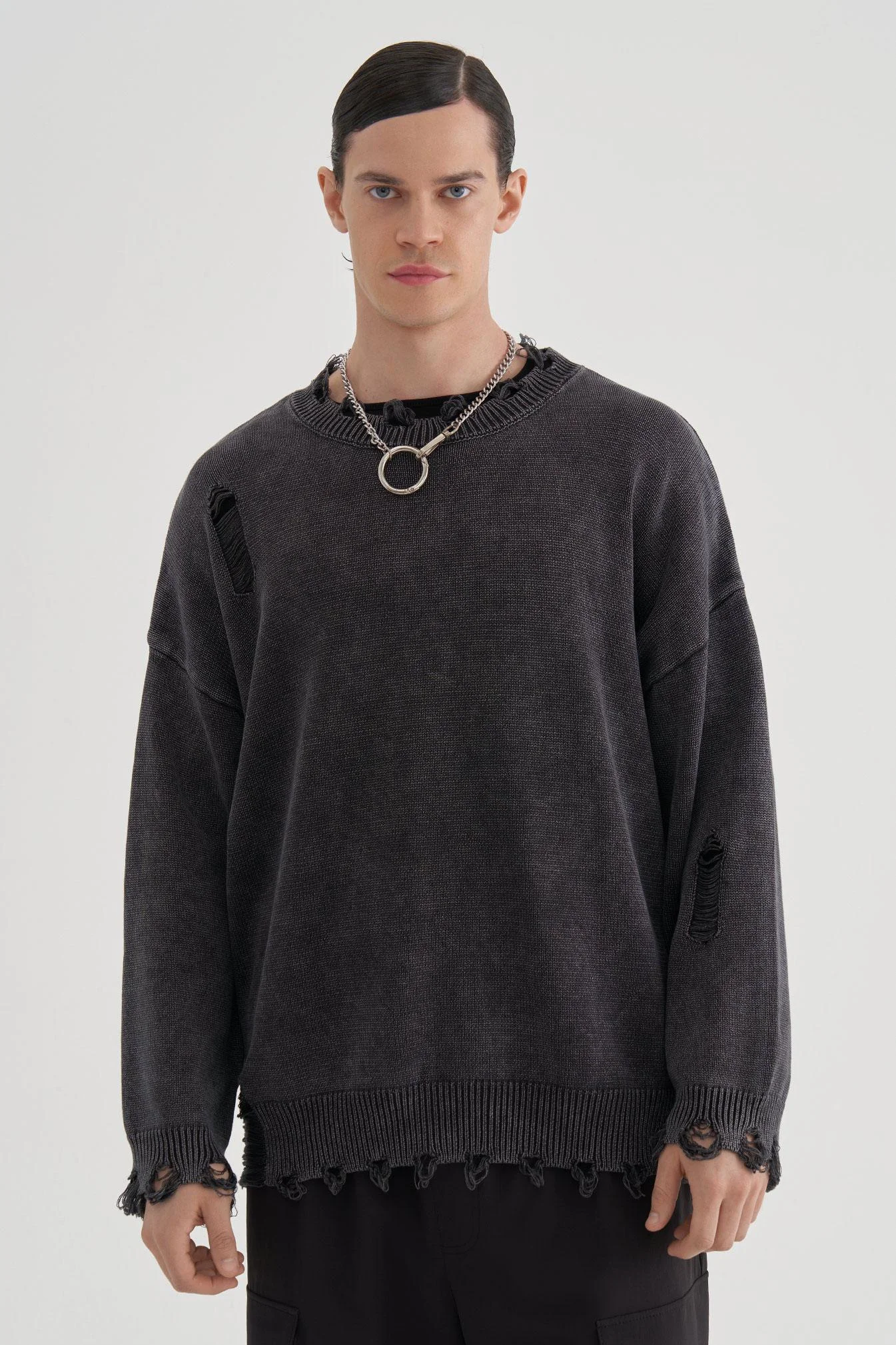 Свитер distressed